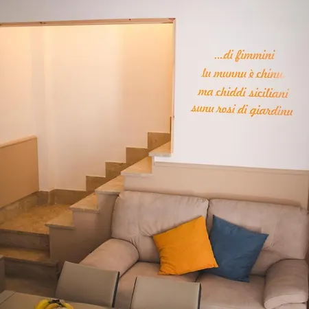That's Amoro House Pozzallo